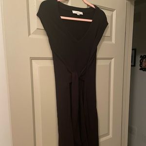 NWOT LOFT pebbled tie waist v-neck dress